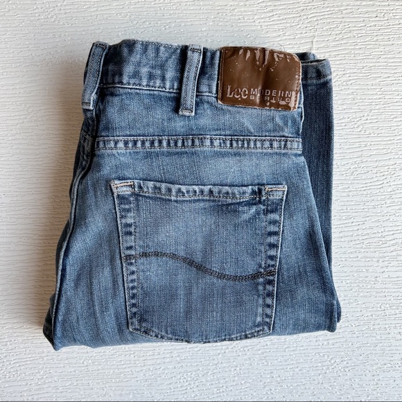 Lee Other - Lee Modern Series Relaxed Fit Straight Leg Jean L642 34x32